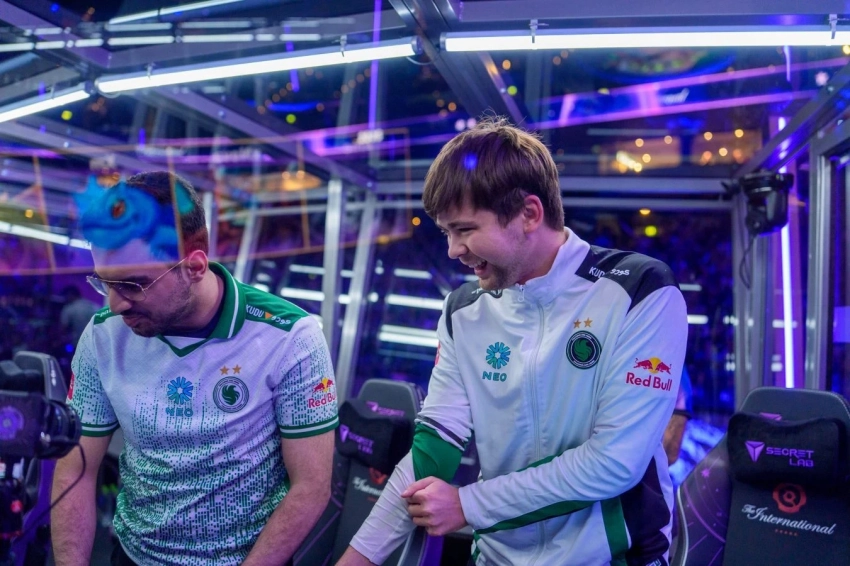 Мидер Falcons по Dota 2 высмеял медлительную игру чемпиона DreamLeague на сложнейшем герое